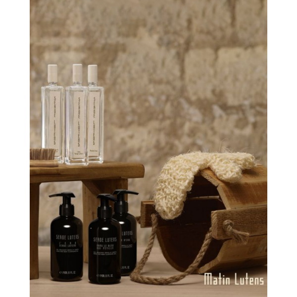 in-the-Blue-Who-Petille-Wasser-De-Duft-Serge-Lutens