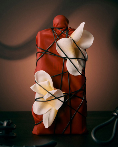 la-dompteuse-encagée-eau-de-parfum-serge-lutens