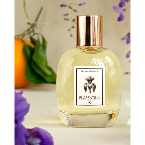 Parfums créateurs_Florentina_bottle+flowers_parisparfumsfr