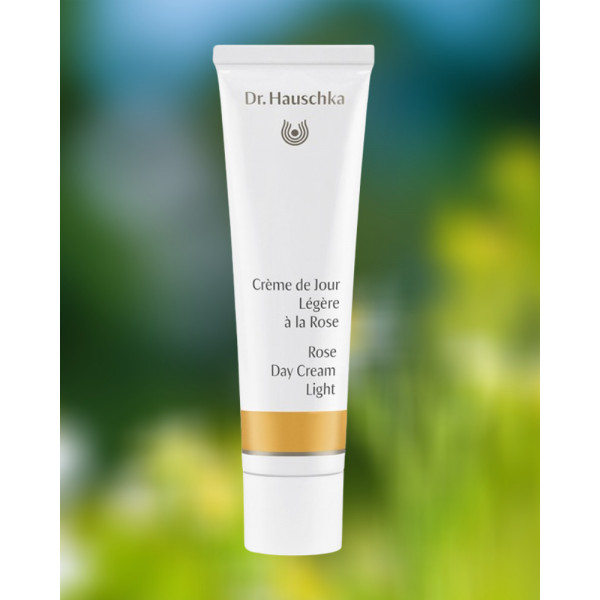 cream-day-legere-a-la-rose-natural-dr-hauschka-parisparfumsfr