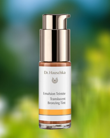 getönte-emulsion-dr-hauschka-parisparfumsfr