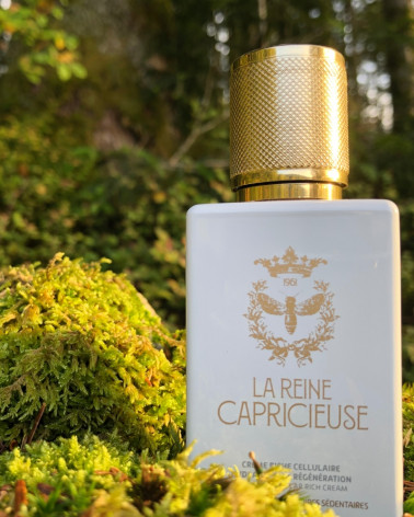 Crème_riche_cellulaire_La_Reine_capricieuse_parisparfumsfr