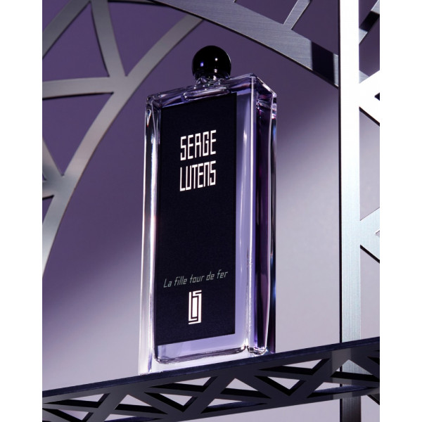 Fille_Tour_de_Fer-Collection-noire_Lutens