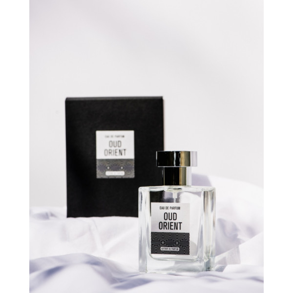 Parfum-de-créateurs-Oud-Orient-Autour-Du-Parfum-Parisparfumsfr