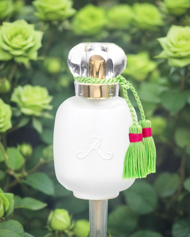 parfum-de-rosine -Zest-de-Rose-Eau-De-Parfum-parisparfum