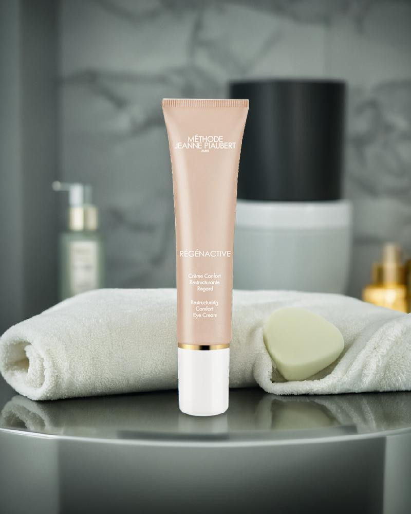 piaubert-regenactive-creme-confort-restructurante-regarde-parisparfum