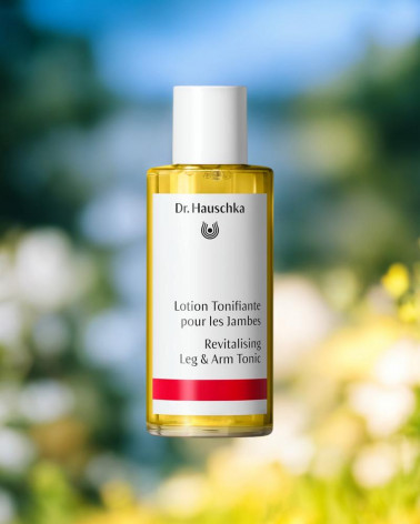 lotion-tonifiante-pour-les-jambes-dr-hauschka-parisparfum