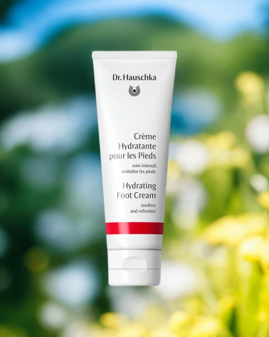 creme-hydratante-pieds-naturelle-dr-hauschka-parisparfum