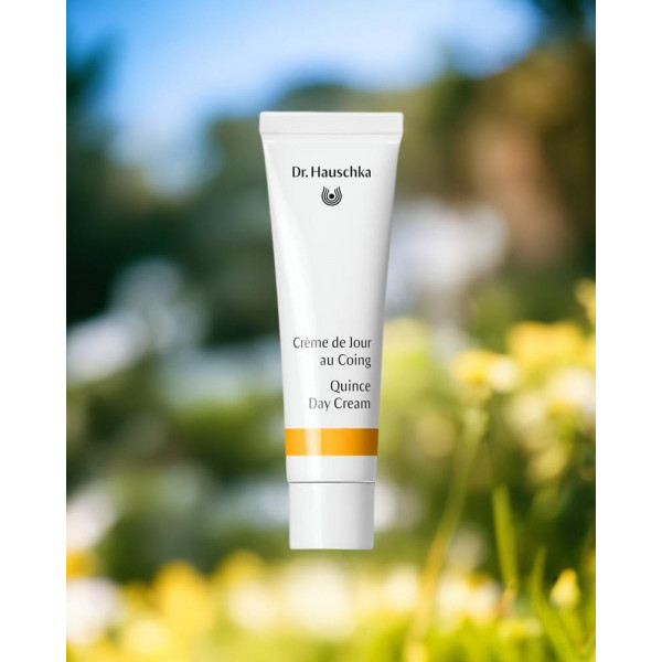 creme-tage-koing-hydratant-natural-dr-hauschka-parisparfum