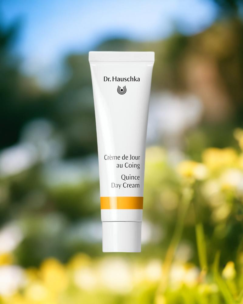 creme-jour-coing-hydratant-naturel-dr-hauschka-parisparfum