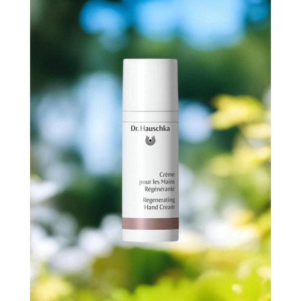 creme-mains-regenerante-lissante-dr-hauschka-parisparfum