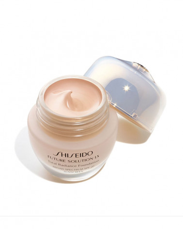 Total Luminosity Teint - Future Solution LX - Natural 02