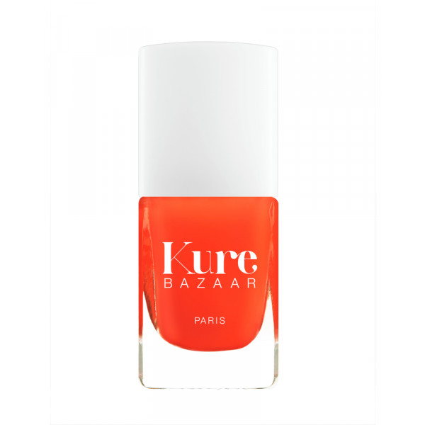 vernis-a-ongles-coquette-kure-bazaar