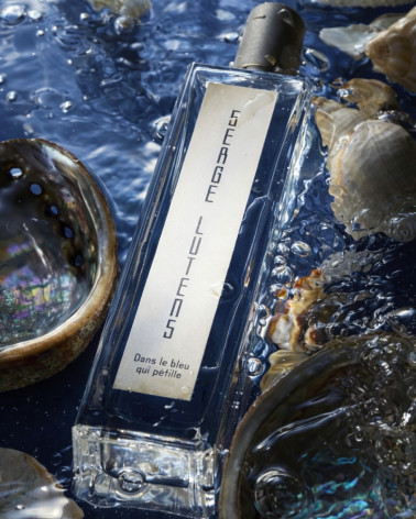 in-blue-qui-petilla-water-parfum-serge-lutens