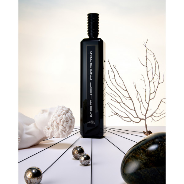 die vor-für-l-dunkel-wasser-parfum-serge-luten