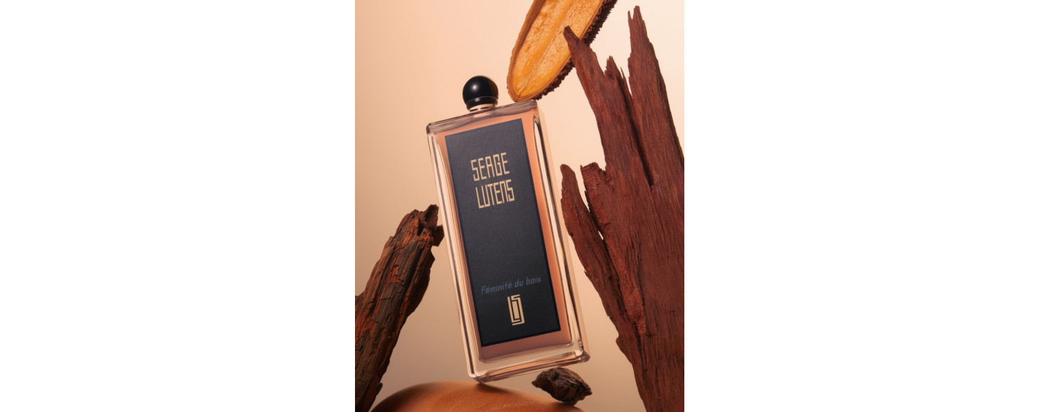 Parfum-créateur-Serge-Lutens-feminite-du-bois-Flacon