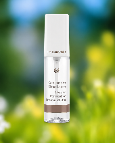 Cure intensive rééquilibrante Dr. Hauschka – soin peaux matures ménopause taches pigmentaires