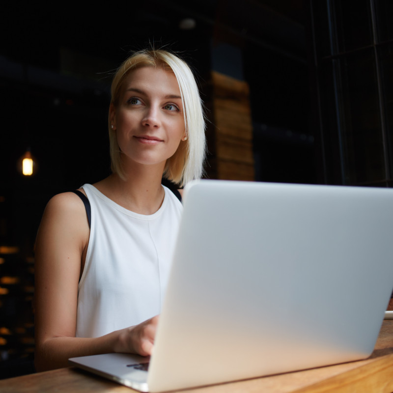 BIEN SE FAIRE LIVRER